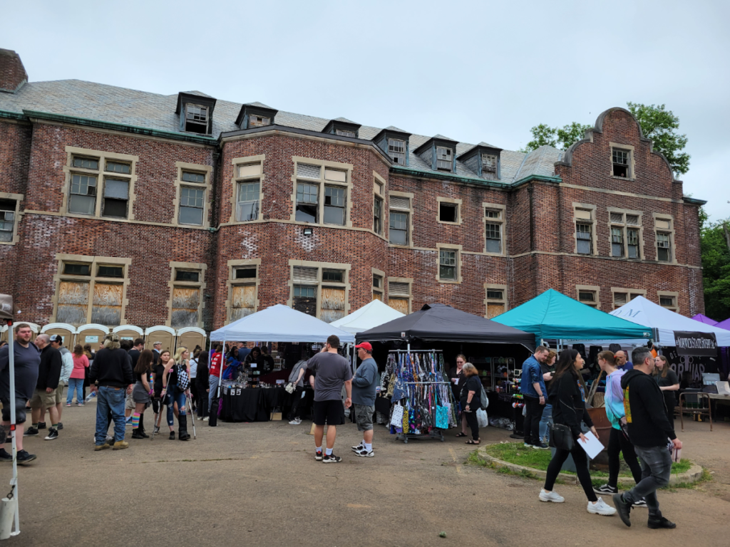 Paracon convention tents