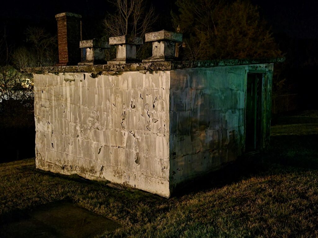 Hot box for prisoners